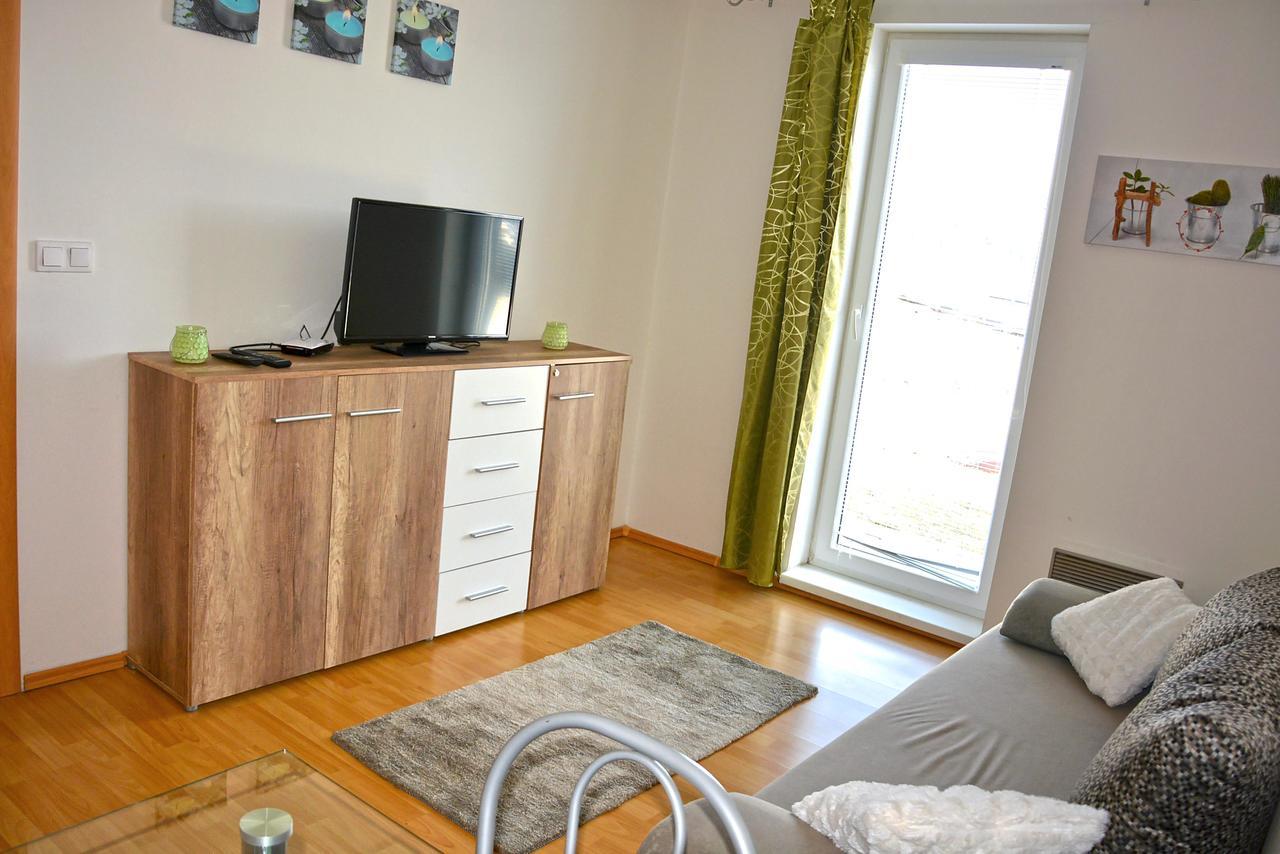 Apartman De Luxe Доновалы Экстерьер фото